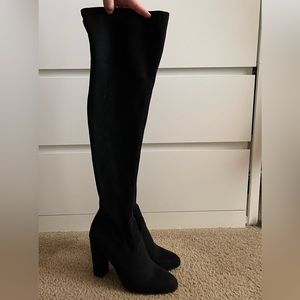 Thigh high heel boots 👢